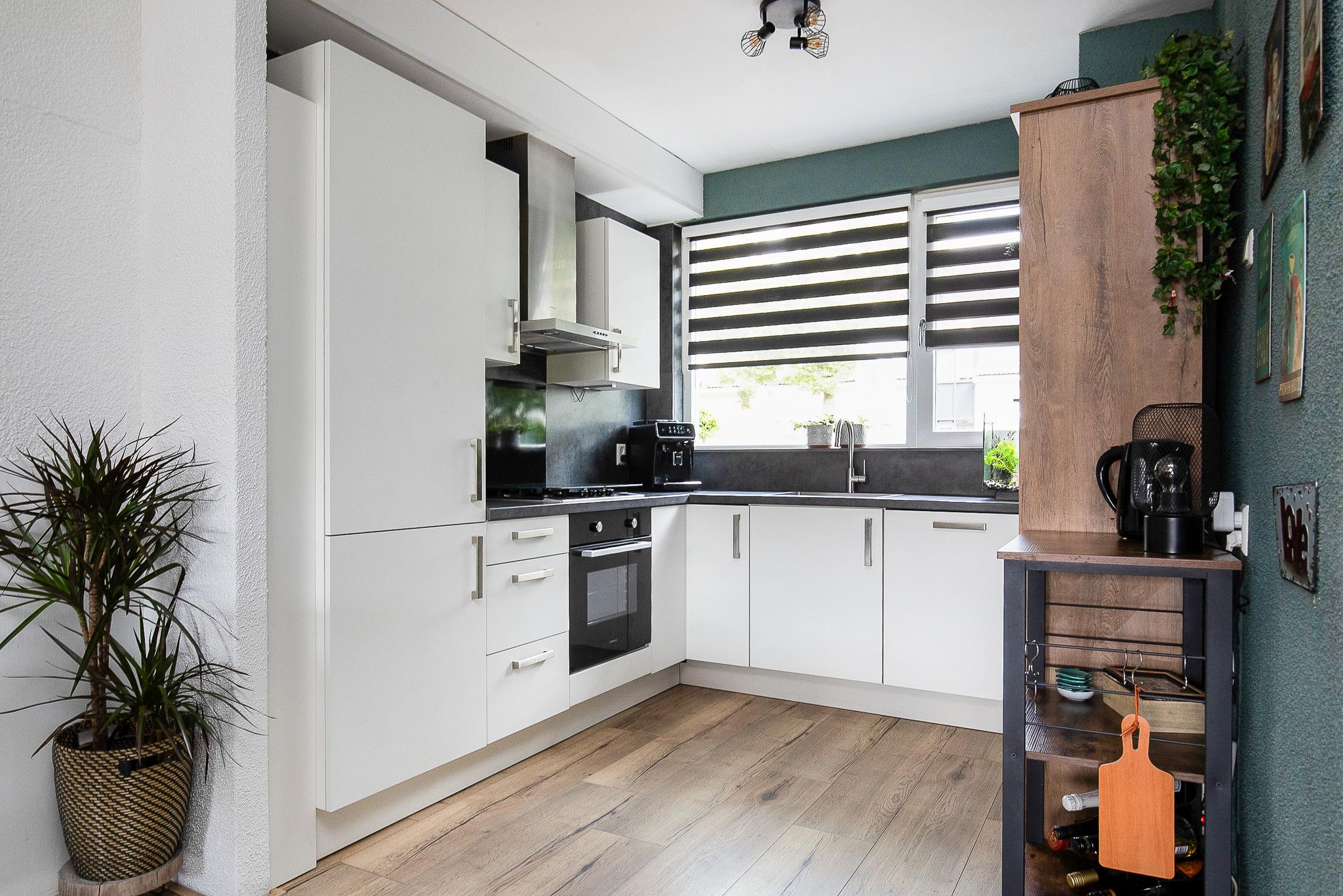 Kerkstraat 137 , 2153 BH Nieuw-vennep 2