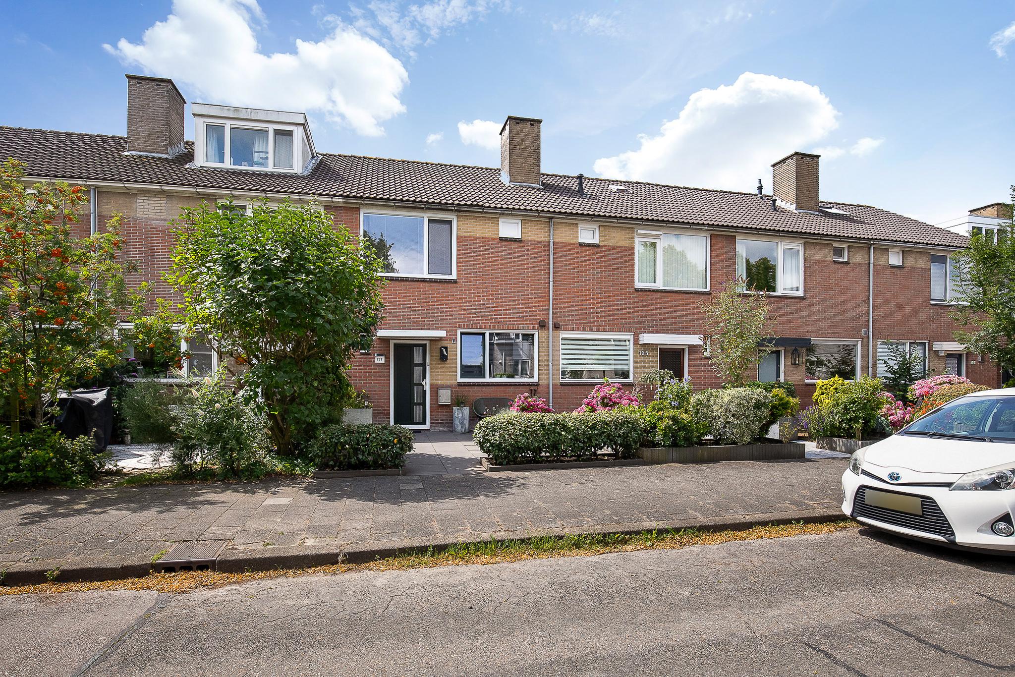 Kerkstraat 137 , 2153 BH Nieuw-vennep 6
